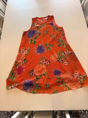 Woman's Orange Floral Sleeveless Shift Dress